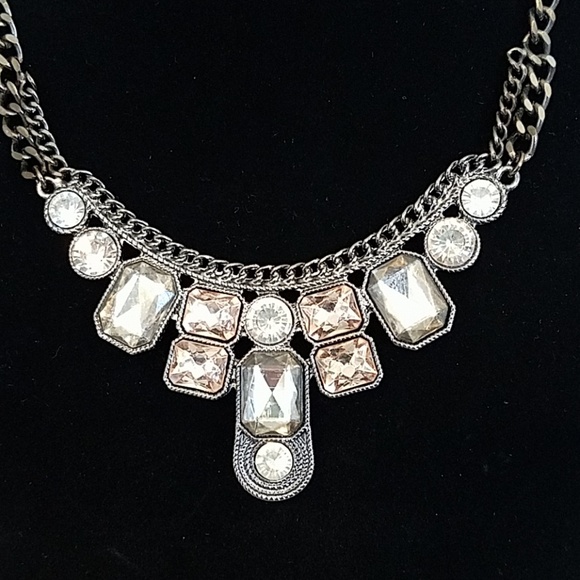 Big Rhinestone Chain Necklace - Picture 3 of 8